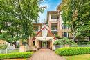 302 678 W Queens Road, North Vancouver, BC 