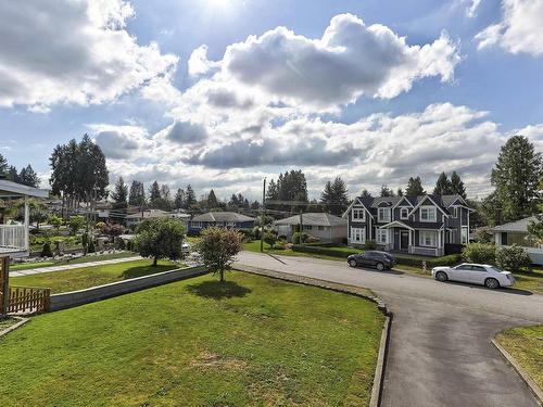 7061 Paulus Crescent, Burnaby, BC 