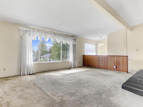 7061 Paulus Crescent, Burnaby, BC 