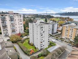 203 1341 CLYDE AVENUE  West Vancouver, BC V7T 1E8