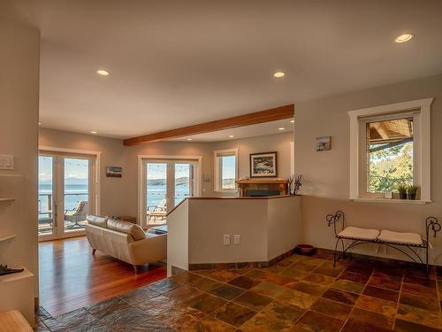 5285 Taylor Crescent, Halfmoon Bay, BC 