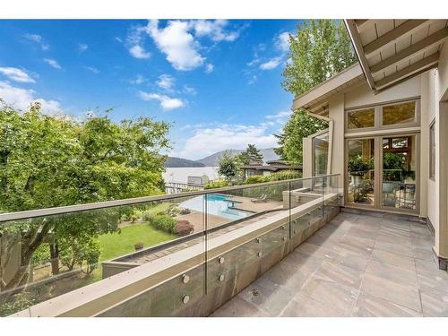 668 Beachview Drive, North Vancouver, BC 