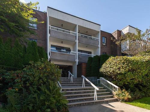 303 2450 Cornwall Avenue, Vancouver, BC 