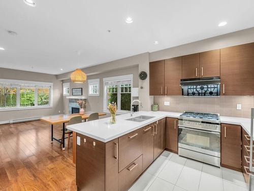 950 W 43Rd Avenue, Vancouver, BC 