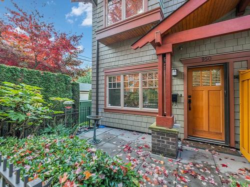 950 W 43Rd Avenue, Vancouver, BC 