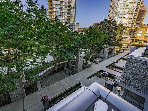 302 633 Abbott Street, Vancouver, BC 