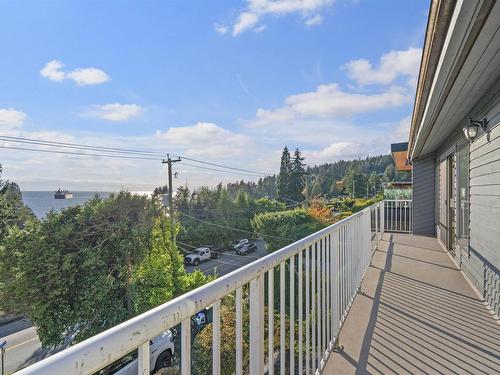 3321 Marine Drive, West Vancouver, BC 