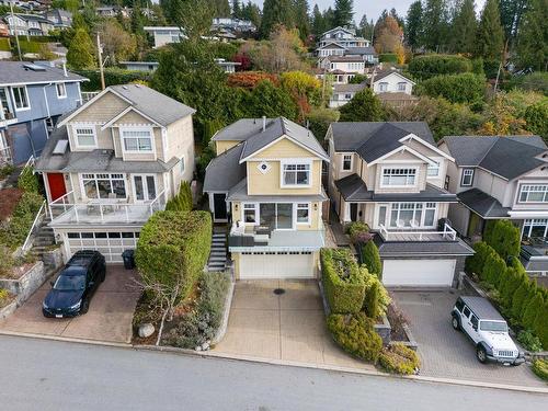 3686 Carnarvon Avenue, North Vancouver, BC 