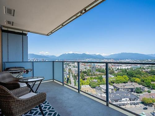 2105 285 E 10Th Avenue, Vancouver, BC 