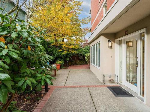 2 2128 W 43Rd Avenue, Vancouver, BC 