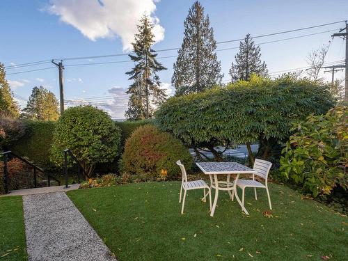 3260 Travers Avenue, West Vancouver, BC 