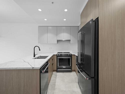 210 2408 Grant Street, Vancouver, BC 