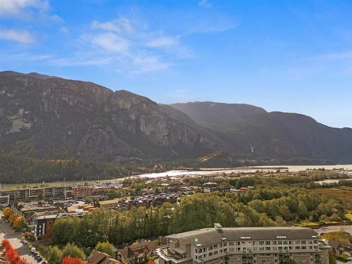 10 1233 Main Street, Squamish, BC 