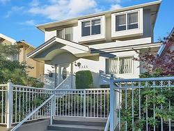 2335 KINGSWAY  Vancouver, BC V5R 5G8