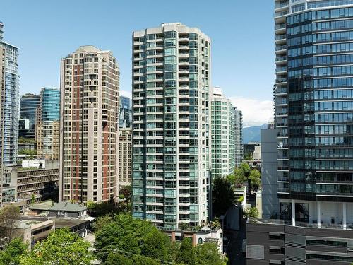 1904 888 Hamilton Street, Vancouver, BC 