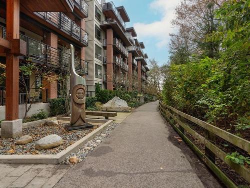 303 733 W 3Rd Street, North Vancouver, BC 