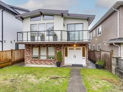 44 E 58TH AVENUE  Vancouver, BC V5X 1V6