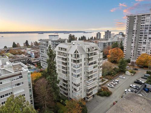 1001 1485 Duchess Avenue, West Vancouver, BC 