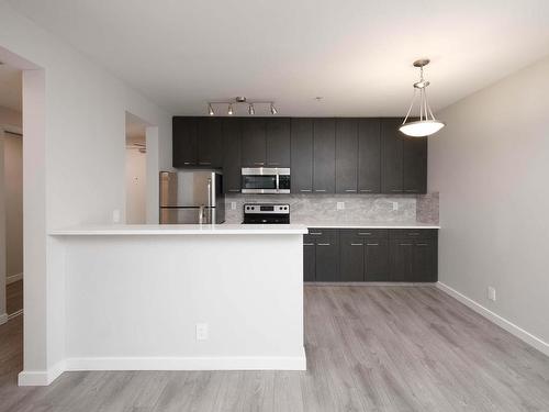 106 1033 St. Georges Avenue, North Vancouver, BC 