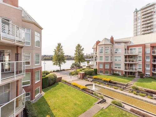 307A 1220 Quayside Drive, New Westminster, BC 