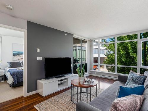 304 4888 Nanaimo Street, Vancouver, BC 