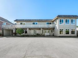 8711 NO. 5 ROAD  Richmond, BC V6Y 2V5