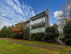 309 3883 LAUREL STREET  Burnaby, BC V5G 4M8