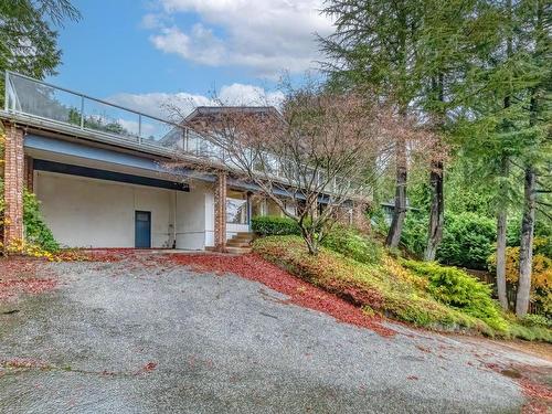 1380 Burnside Road, West Vancouver, BC 