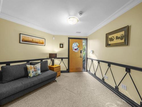 1130 Ironwork Passage, Vancouver, BC 