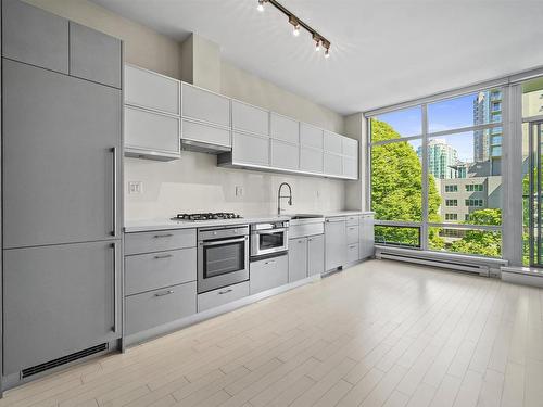 303 535 Smithe Street, Vancouver, BC 