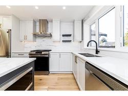 5447 KILLARNEY STREET  Vancouver, BC V5R 3W3