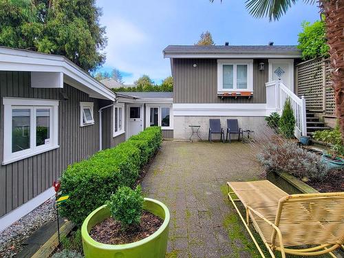 1355 Inglewood Avenue, West Vancouver, BC 