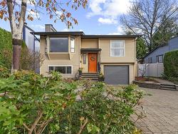 3133 REDONDA DRIVE  Coquitlam, BC V3E 2A3