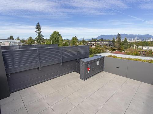 557 W 26Th Avenue, Vancouver, BC 