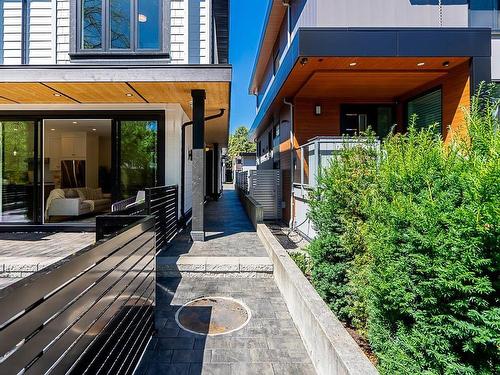 2 6273 Windsor Street, Vancouver, BC 