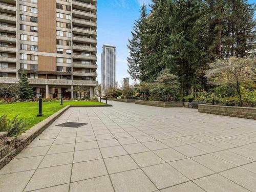 603 3737 Bartlett Court, Burnaby, BC 