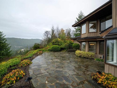 5255 Aspen Drive, West Vancouver, BC 