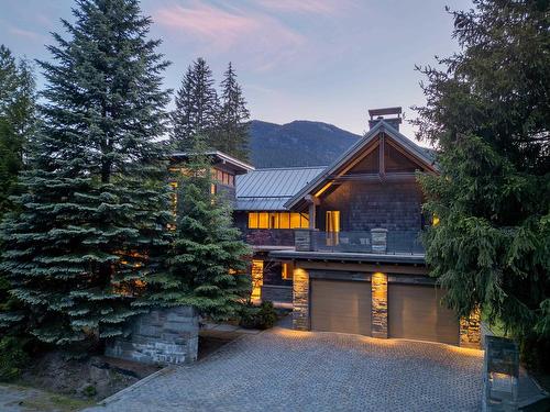 6677 Crabapple Drive, Whistler, BC 