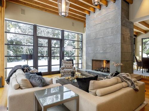 6677 Crabapple Drive, Whistler, BC 