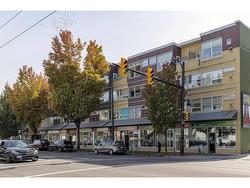 305 2238 KINGSWAY  Vancouver, BC V5N 2T7