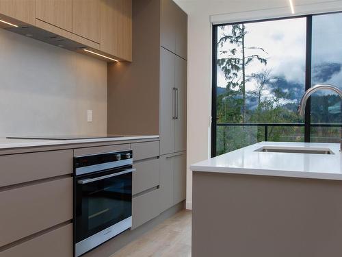 9 40809 The Crescent, Squamish, BC 