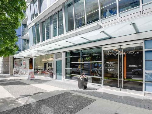 301 1477 W Pender Street, Vancouver, BC 