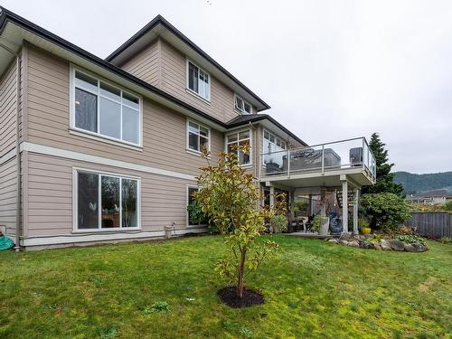 6152 Highmoor Place, Sechelt, BC 