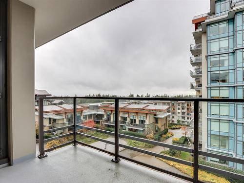 602 2780 Valley Centre Avenue, North Vancouver, BC 