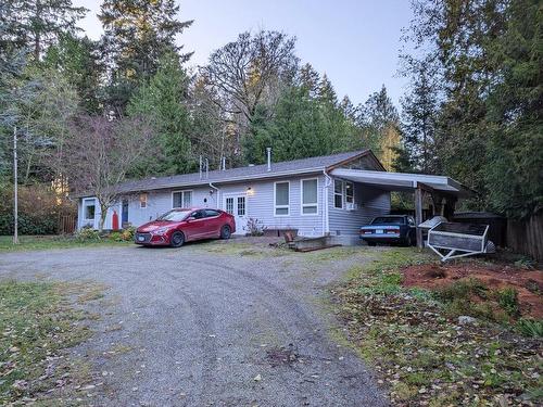 7955 Connor Road, Halfmoon Bay, BC 