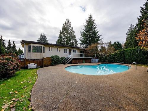 1672 Pierard Road, North Vancouver, BC 