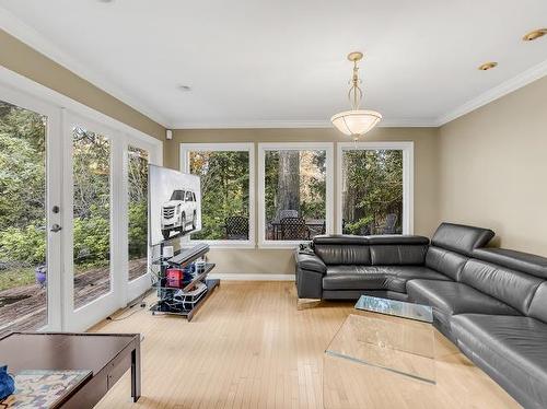 4025 Sunset Boulevard, North Vancouver, BC 