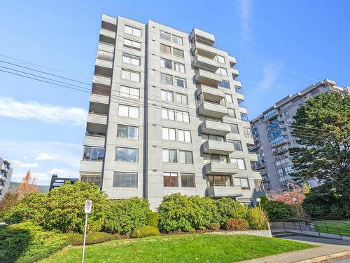 702 1341 Clyde Avenue, West Vancouver, BC 