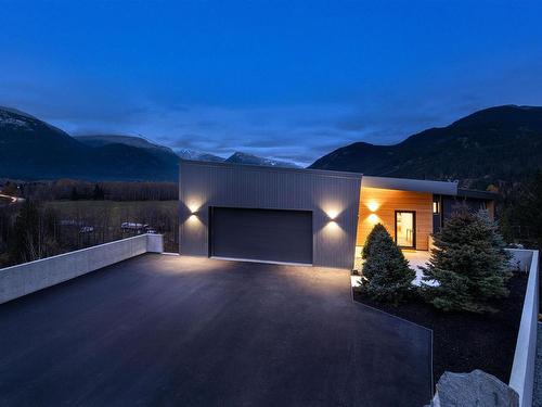 1780 Pinewood Drive, Pemberton, BC 