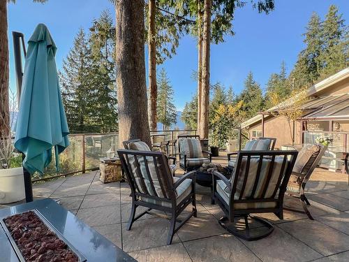 15 Oceanview Road, Lions Bay, BC 